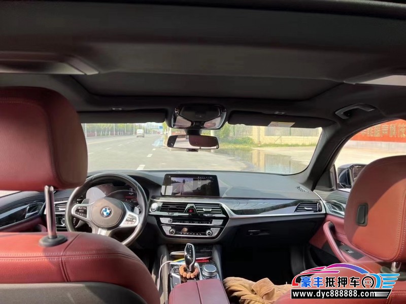 20年宝马5系轿车抵押车出售