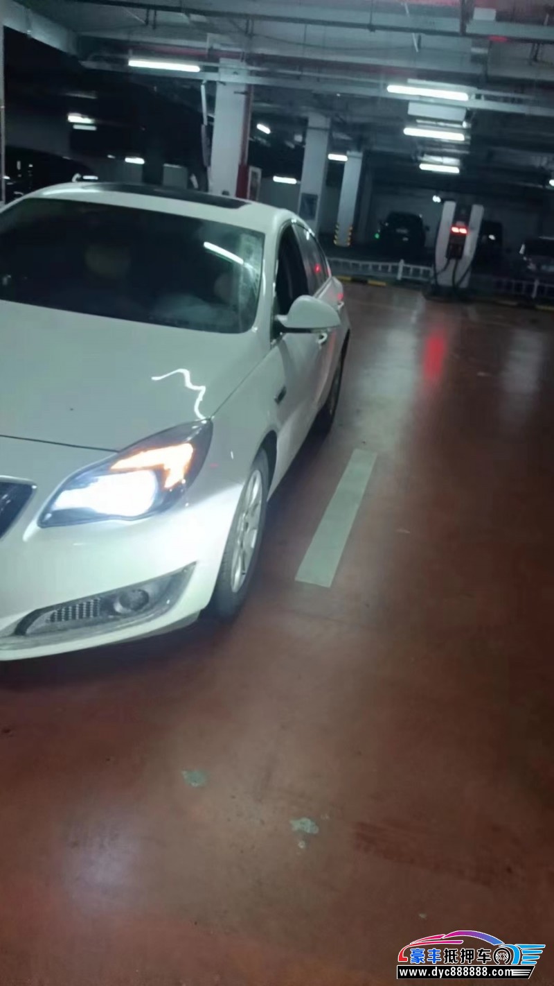 16年别克君威轿车抵押车出售