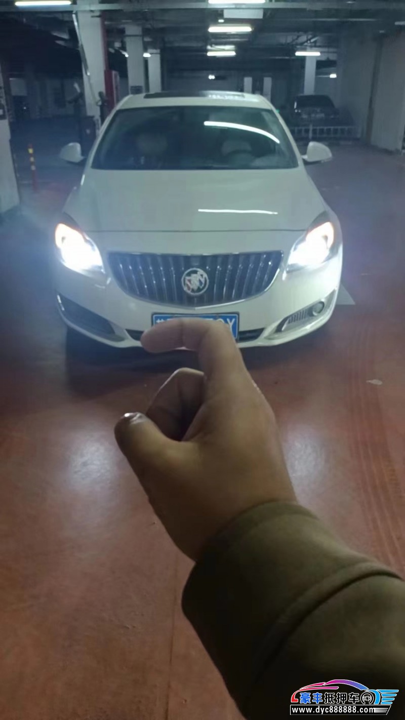 16年别克君威轿车抵押车出售