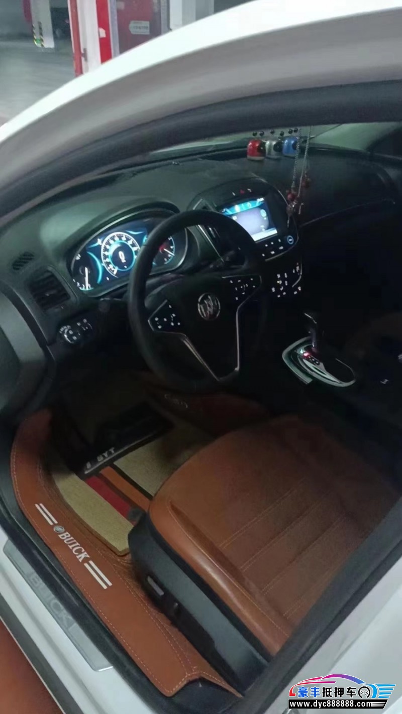 16年别克君威轿车抵押车出售