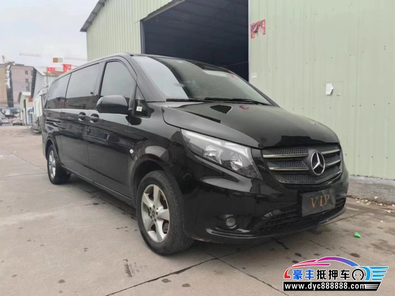 21年奔驰威霆轿车抵押车出售