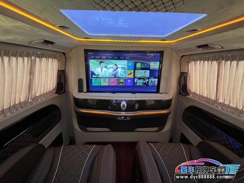 21年奔驰威霆轿车抵押车出售