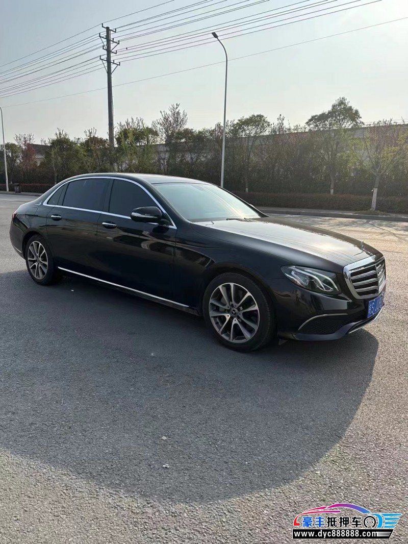 19年奔驰E轿车抵押车出售