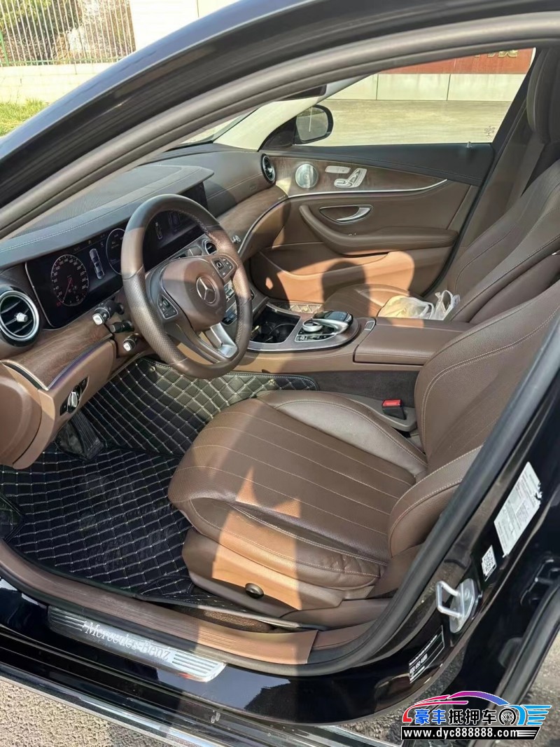 19年奔驰E轿车抵押车出售