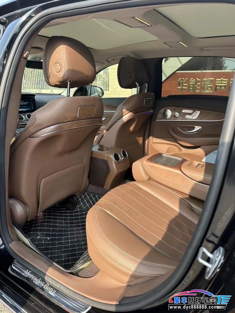 19年奔驰E轿车抵押车出售