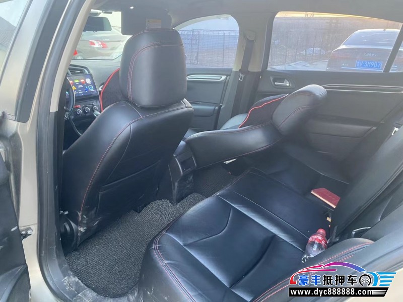 14年雪铁龙C4轿车抵押车出售