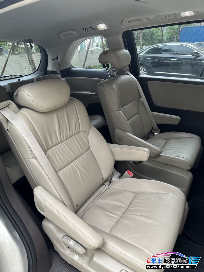 16年本田奥德赛轿车抵押车出售