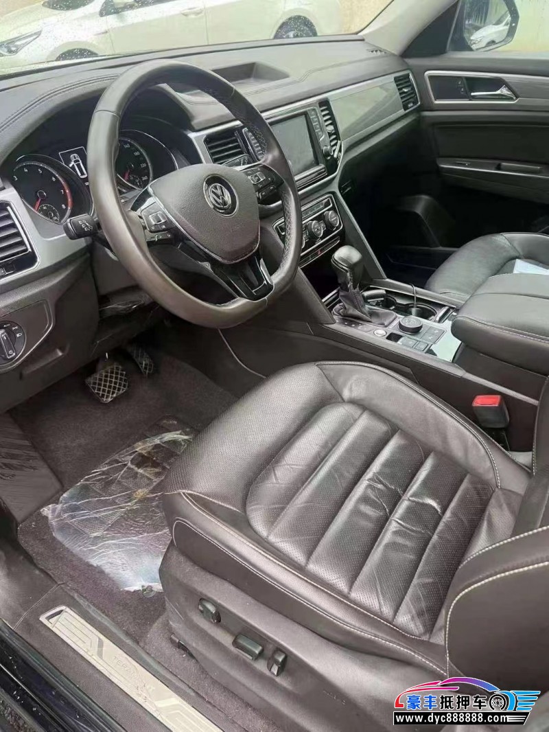 14年雪铁龙C4L轿车抵押车出售