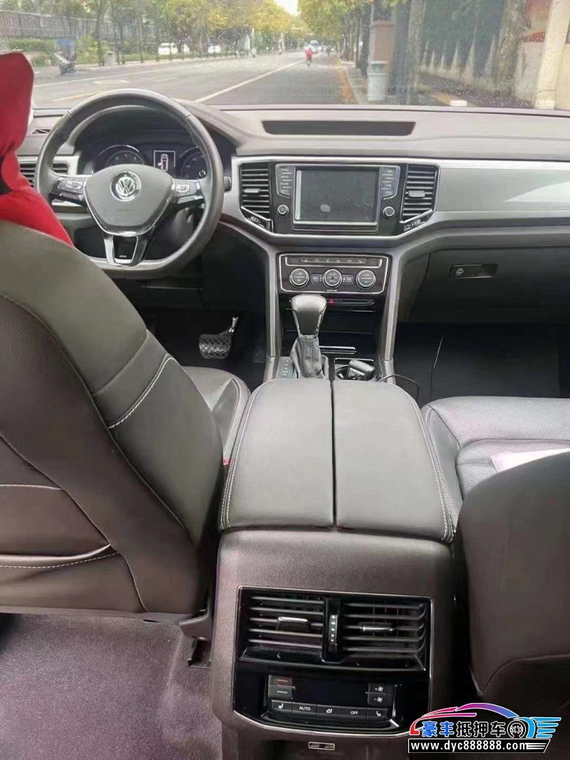 14年雪铁龙C4L轿车抵押车出售