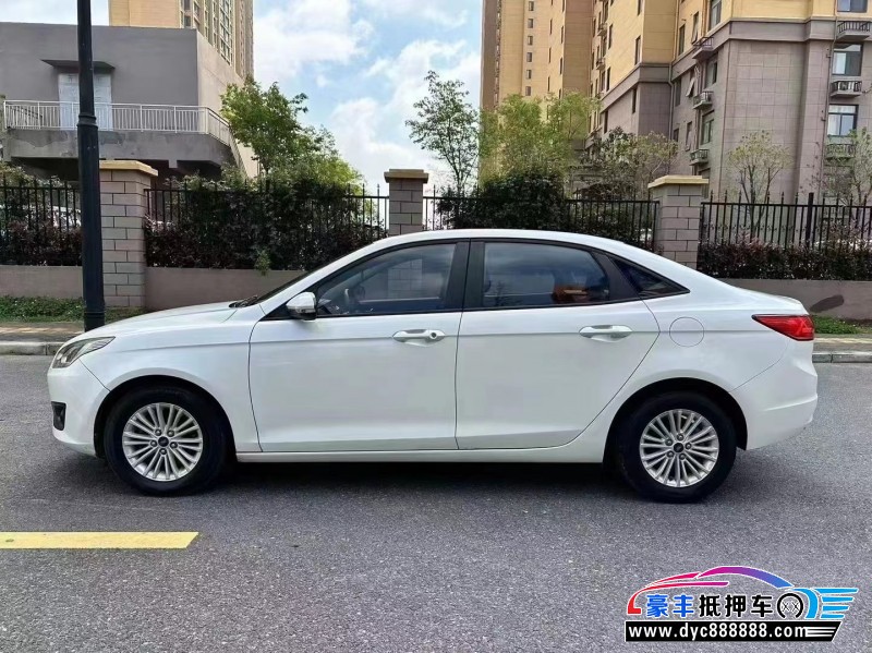 17年福特福睿斯轿车抵押车出售