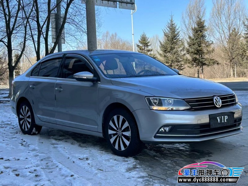 17年大众速腾轿车抵押车出售