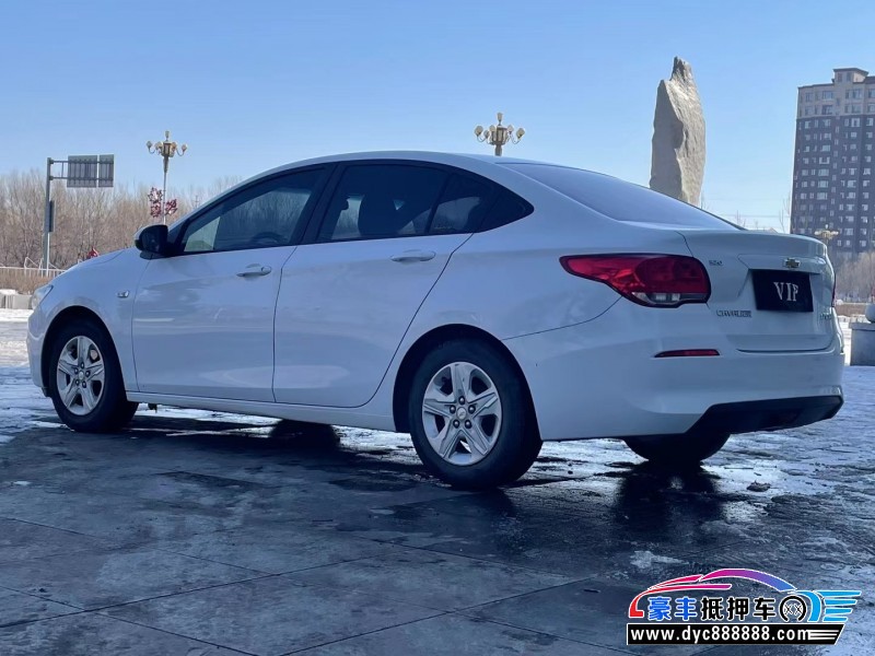 18年雪佛兰科沃兹轿车抵押车出售