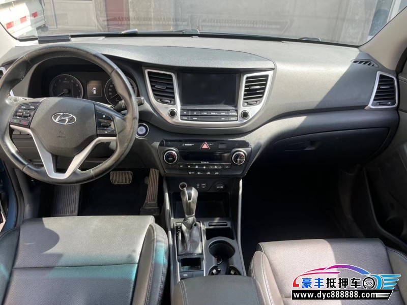 17年现代途胜SUV抵押车出售