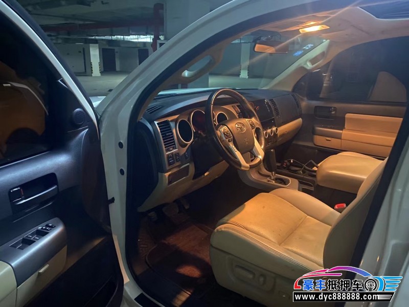 16年丰田红杉SUV抵押车出售