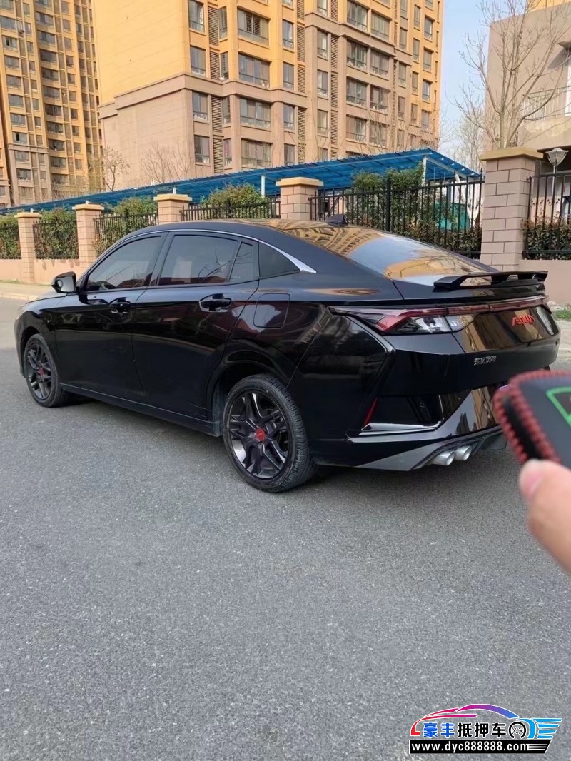 21年东风风神奕炫轿车抵押车出售