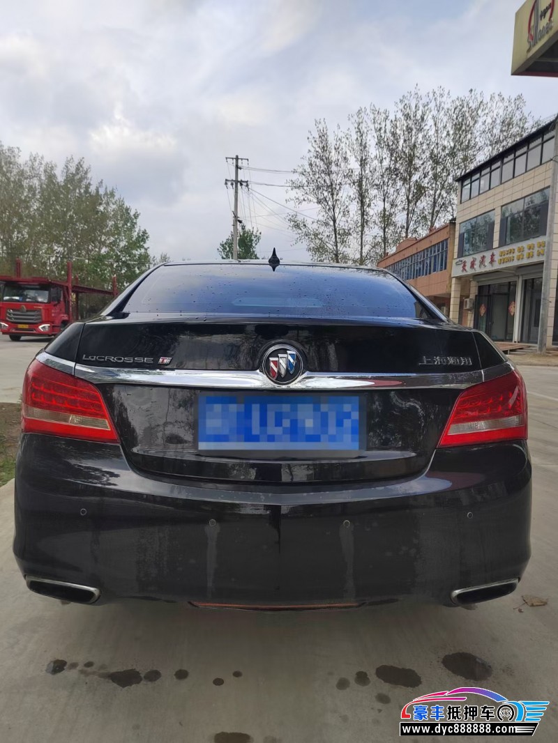 15年别克君越轿车抵押车出售