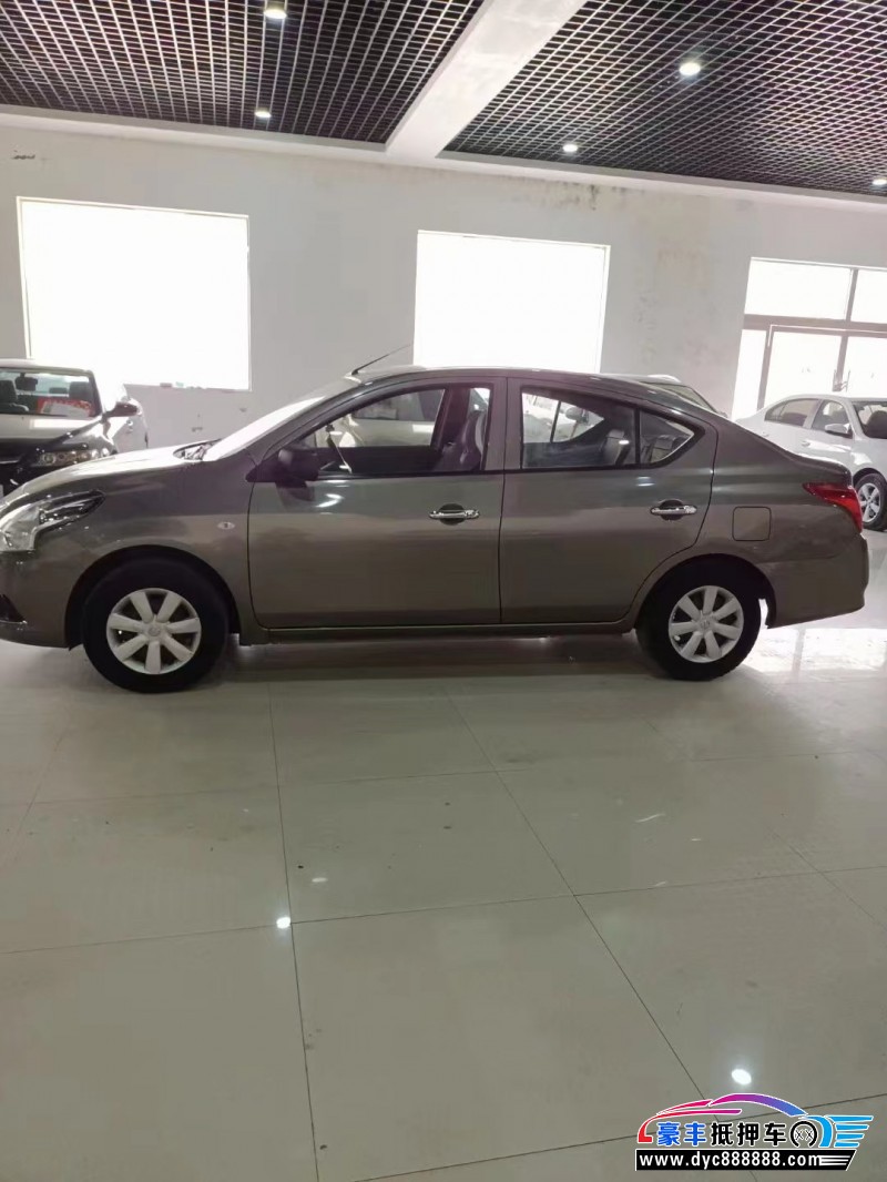 16年日产阳光轿车抵押车出售