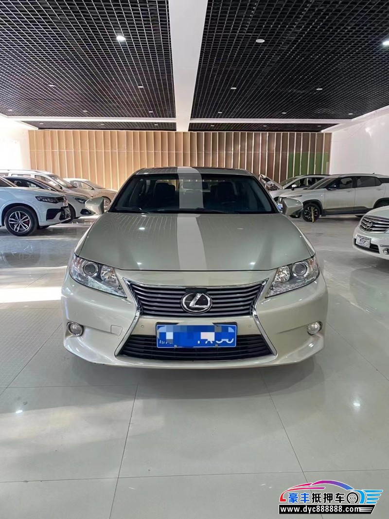 14年雷克萨斯ES轿车抵押车出售