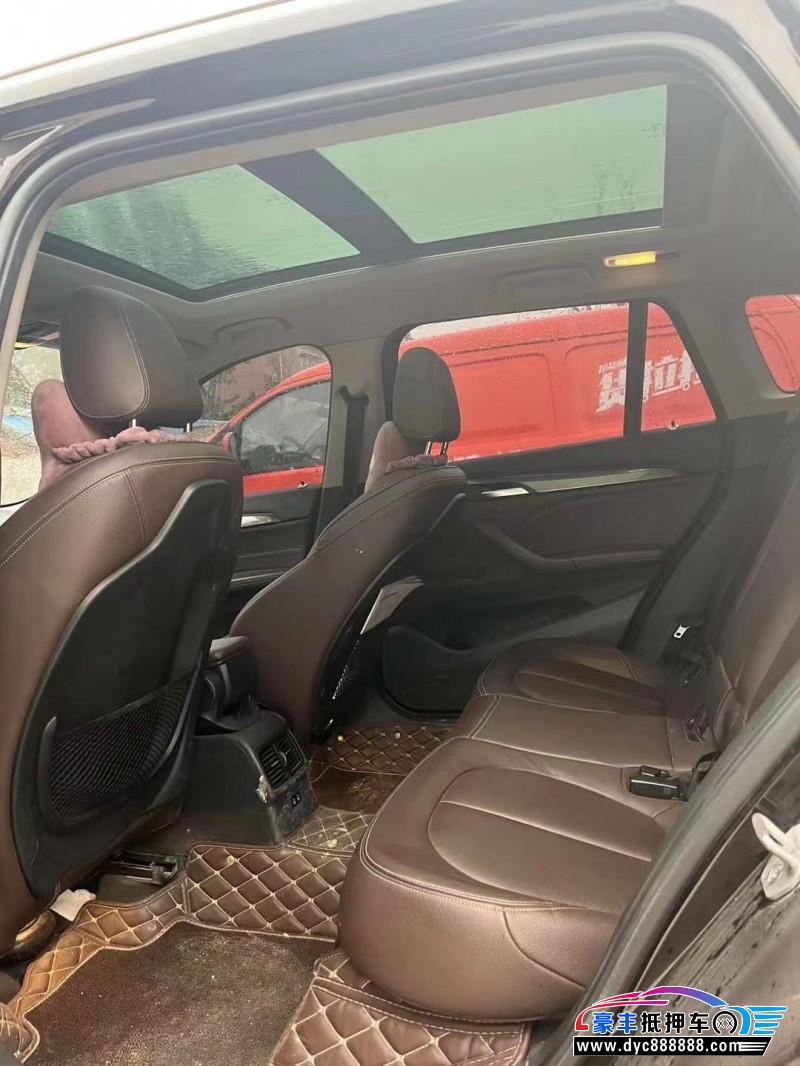 18年宝马X1SUV抵押车出售