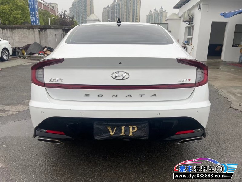 21年现代索纳塔轿车抵押车出售