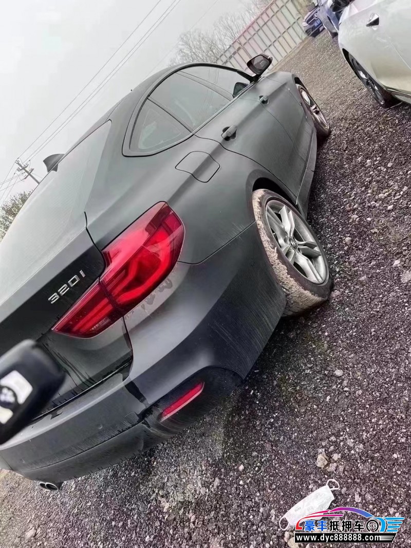 21年宝马3系轿车抵押车出售