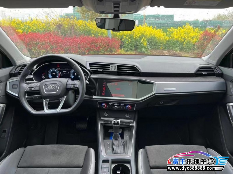 21年奥迪Q3轿车抵押车出售