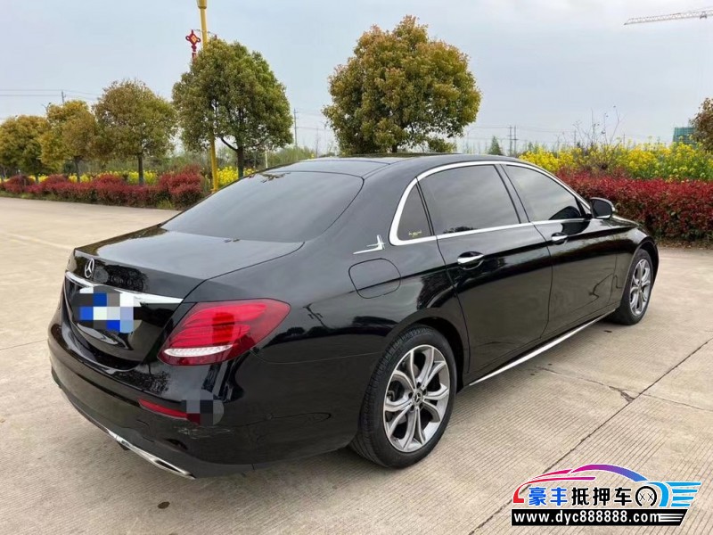 20年奔驰E轿车抵押车出售