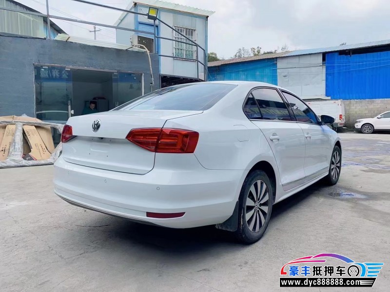 19年大众速腾轿车抵押车出售