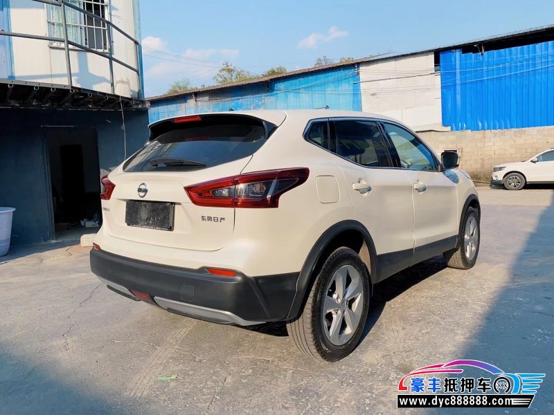 22年日产逍客轿车抵押车出售