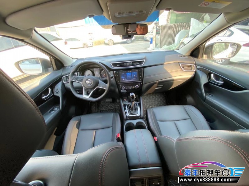 22年日产逍客轿车抵押车出售