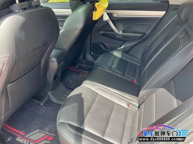 20年吉利缤越轿车抵押车出售