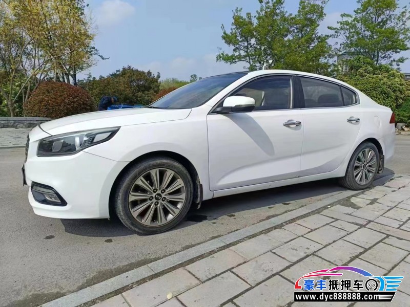 16年起亚K4轿车抵押车出售