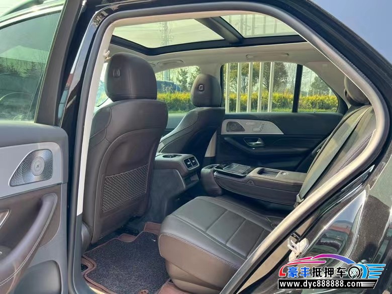 20年奔驰GLE轿车抵押车出售