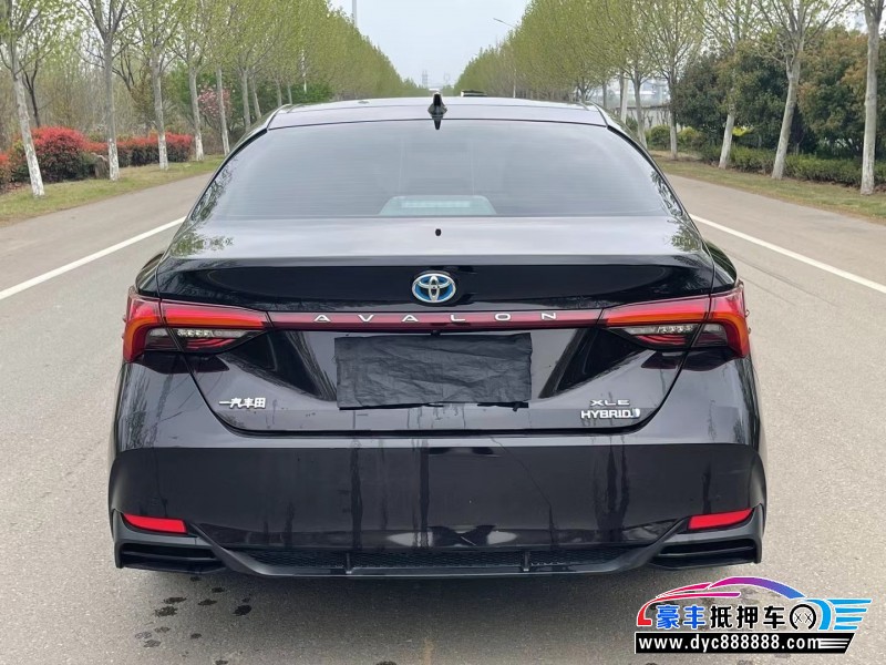 20年丰田亚洲龙轿车抵押车出售