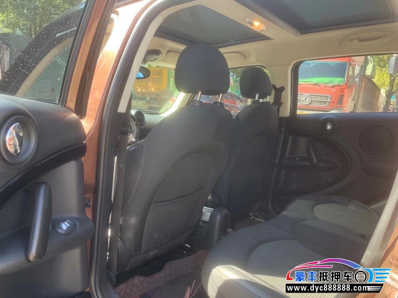 14年宝马MINI轿车抵押车出售