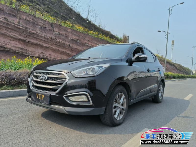 15年现代ix35轿车抵押车出售