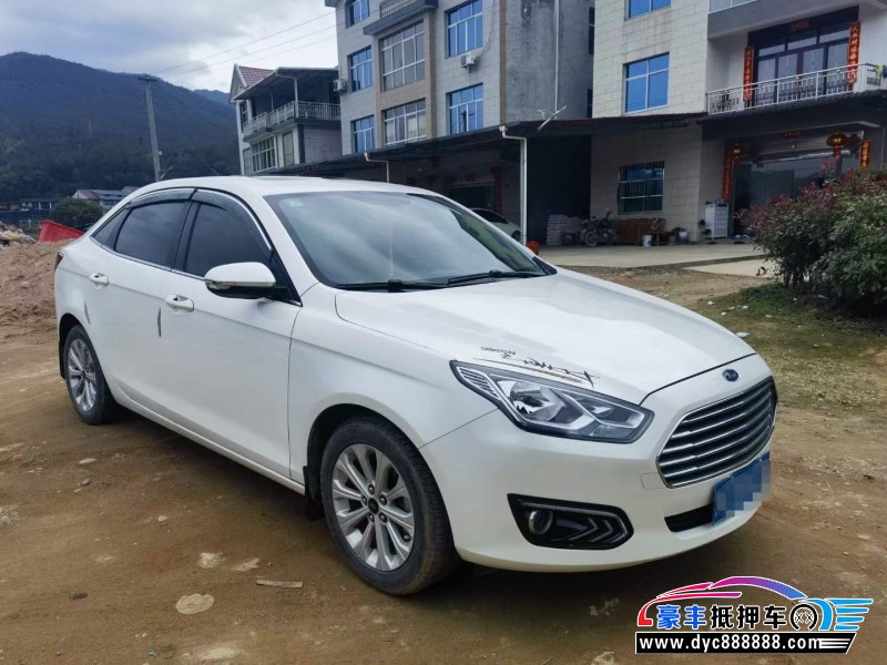 16年福特福睿斯轿车抵押车出售