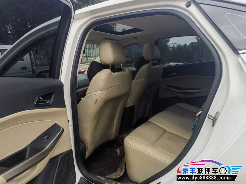 16年福特福睿斯轿车抵押车出售