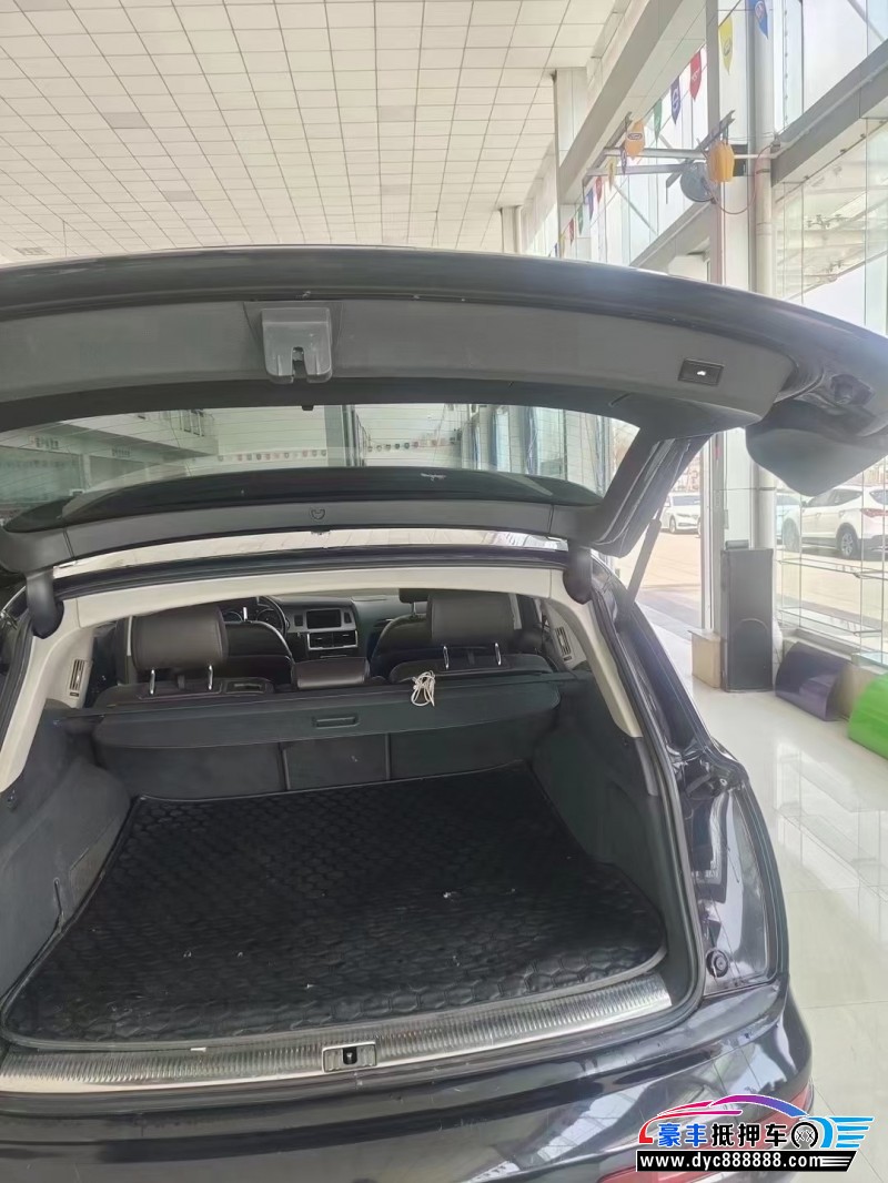 10年奥迪Q7SUV抵押车出售