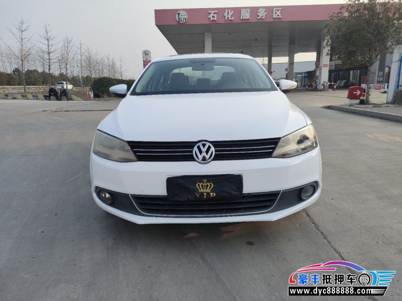 14年大众速腾轿车抵押车出售