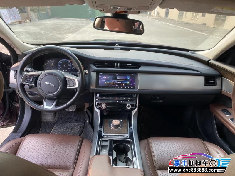 17年捷豹XFL轿车抵押车出售