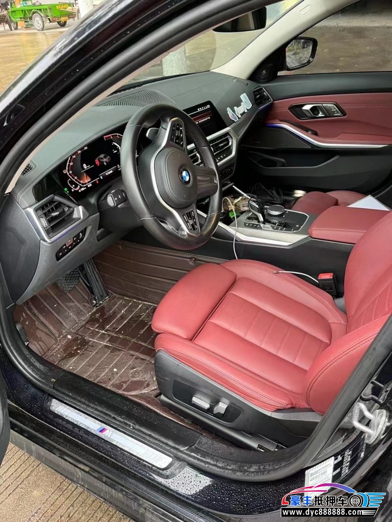 20年宝马3系轿车抵押车出售