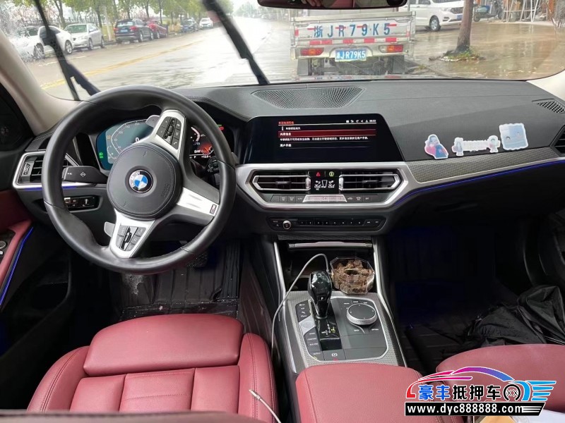 20年宝马3系轿车抵押车出售