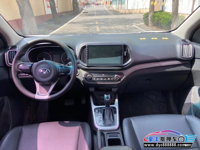 17年起亚KX3轿车抵押车出售