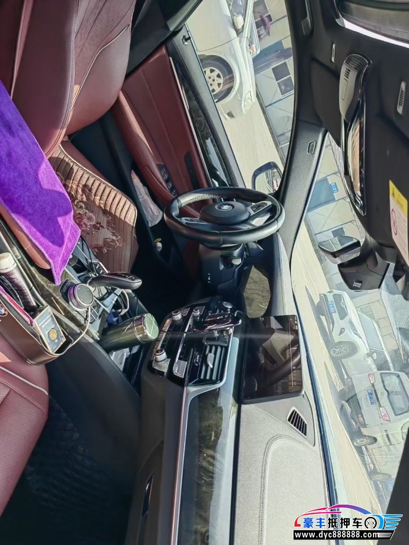 21年宝马5系轿车抵押车出售