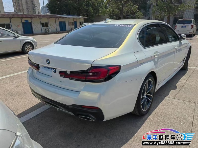 21年宝马5系轿车抵押车出售