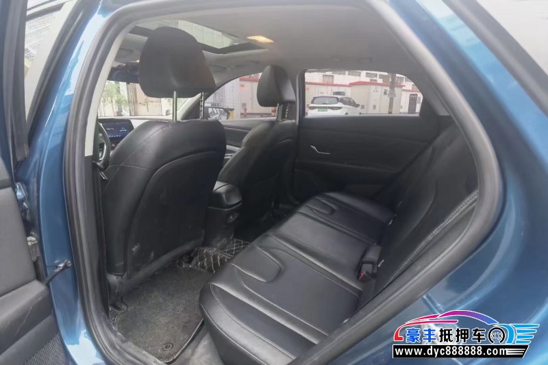 20年现代伊兰特轿车抵押车出售