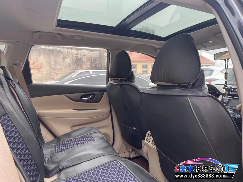 15年日产奇骏SUV抵押车出售