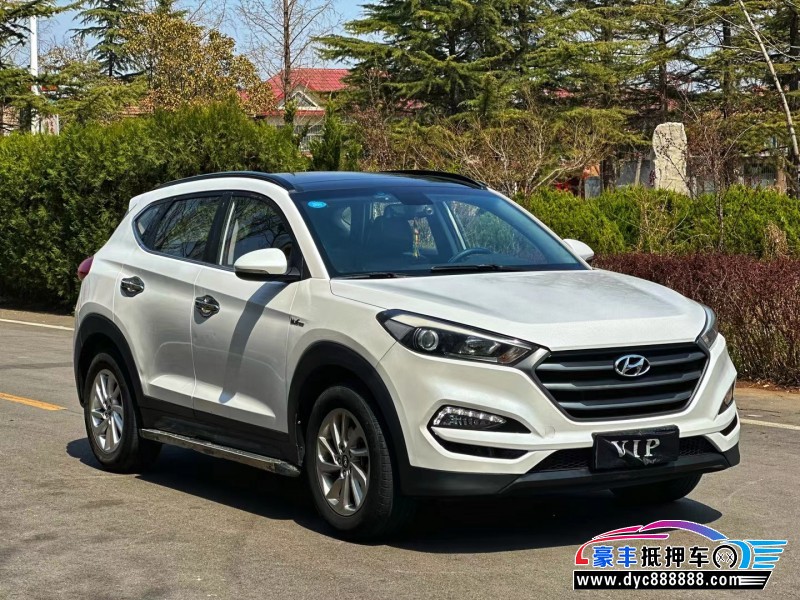 15年现代途胜轿车抵押车出售