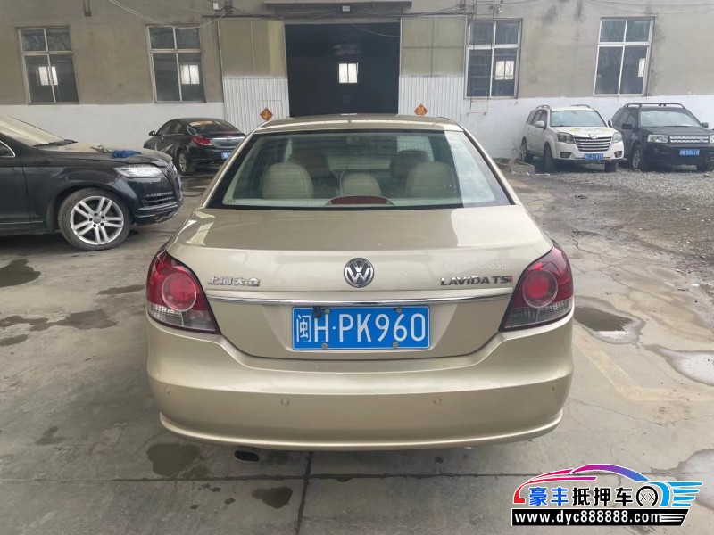 11年大众朗逸轿车抵押车出售